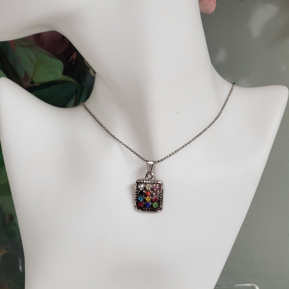 True VINTAGE Multicolor Gemstone Pendant Necklace QUAlity Costume - Picture 6 of 7